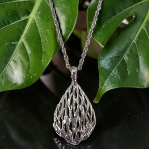 Vtg Arabesque Filigree Pendant Necklace Geometric Dimensional MCM Silver Tone
